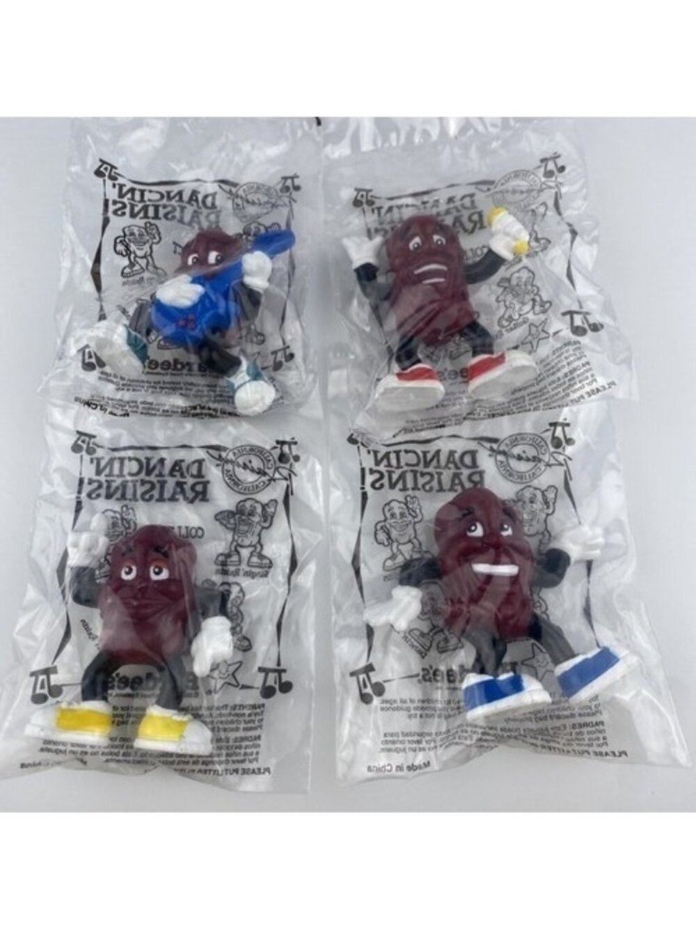 Hardees California Dancin' Raisins Lot of 4 2001 Mini Figures 2" Sealed Complete